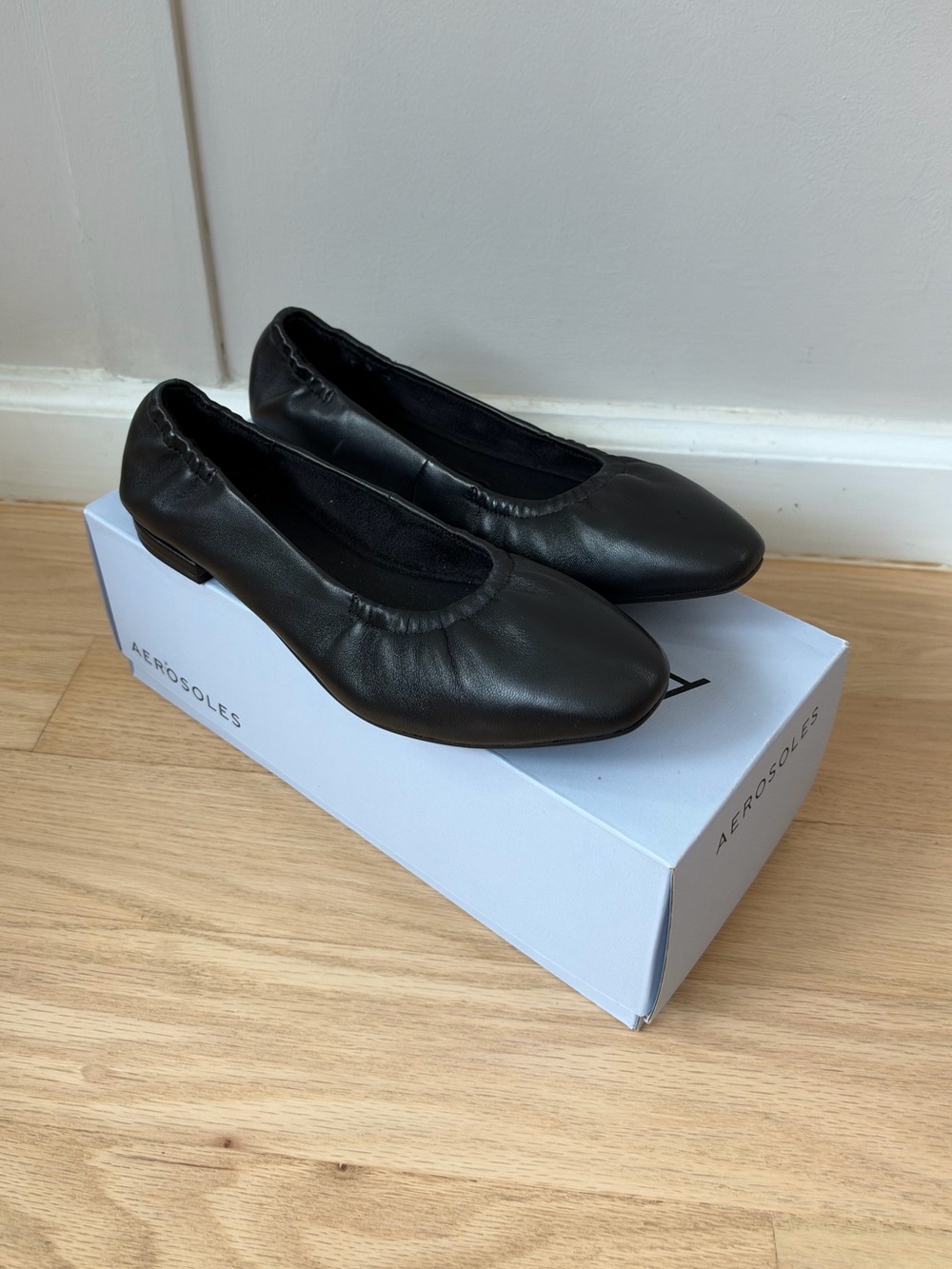 Aerosoles Black Leather Ballet Flats